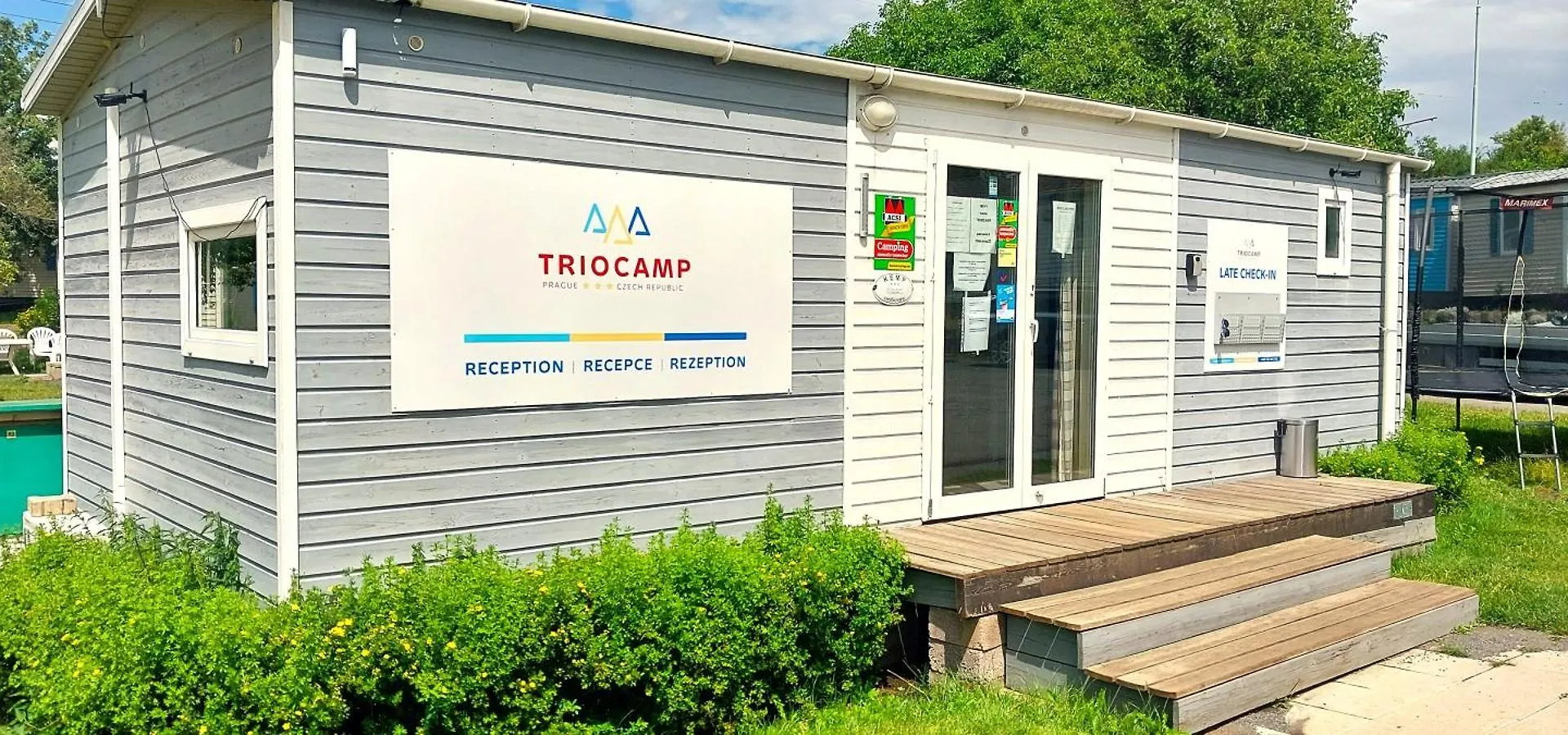 ホテル Triocamp Praha プラハ